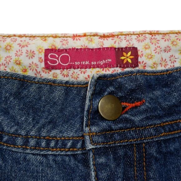 SO Jean Shorts Juniors Size 13 W33 Medium Dark Blue Casual Denim Cotton - Picture 5 of 7
